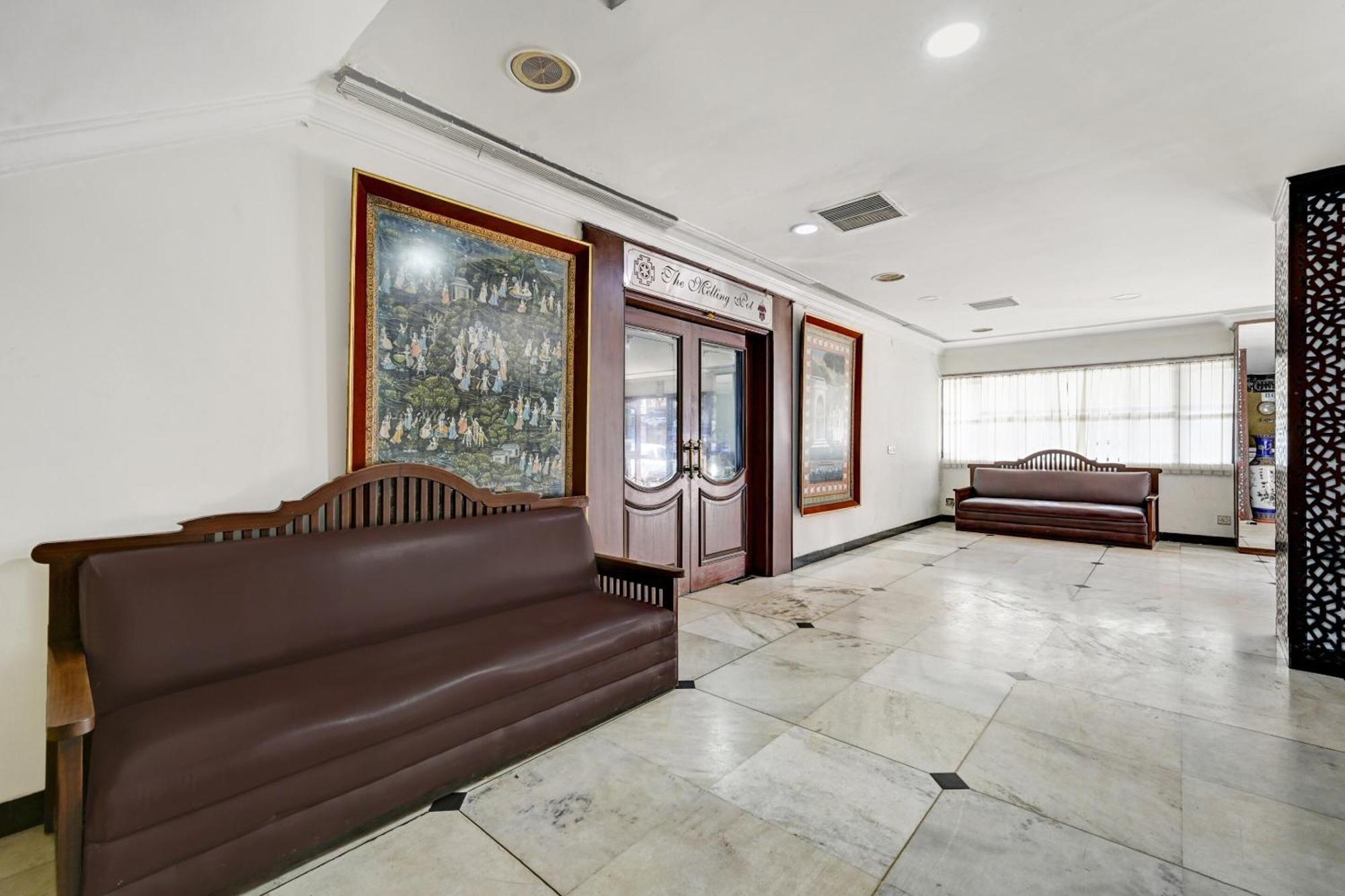 Super Townhouse Oak Hotel Belsons Taj Mahal Secundurabad Exterior foto