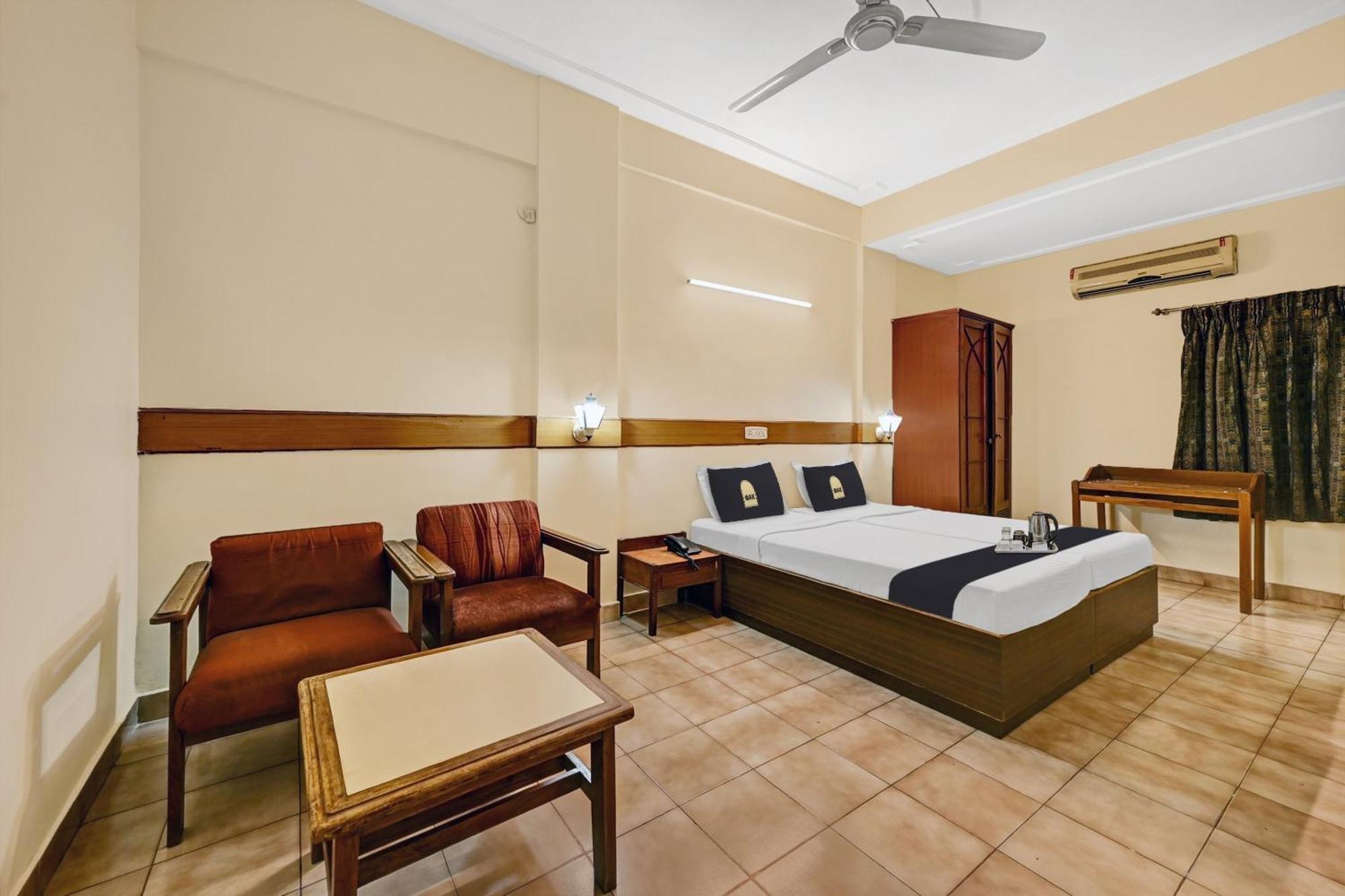 Super Townhouse Oak Hotel Belsons Taj Mahal Secundurabad Exterior foto